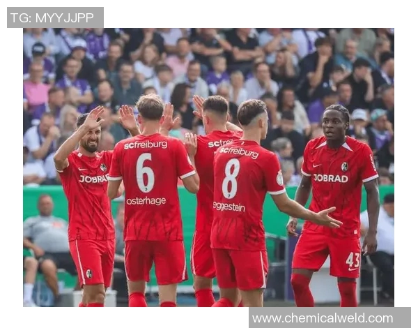 沃尔夫斯堡不败纪录继续，力克弗赖堡坚守领头羊位置